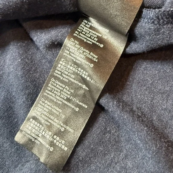 ON cloud Mens On T tee active‎ tops Short Sleeve T shirt Blue size XL - Picture 6 of 8